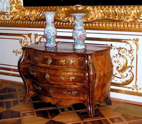 Красное дерево (105 фото): свойства, виды, породы древесины