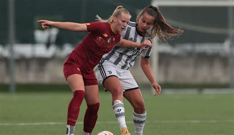 Gallery Juventus Vs Roma Women Under Juventus