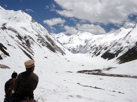 The Way To Ansoo Lake HiPakistan