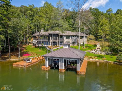 Luxury Homes For Sale On Lake Burton | Lake Burton Homes