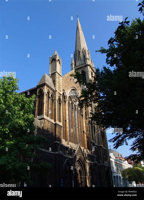 IGLESIA ANGLICANA DE SAN MATEO (ST MATTHEW'S CHURCH). Londres ...