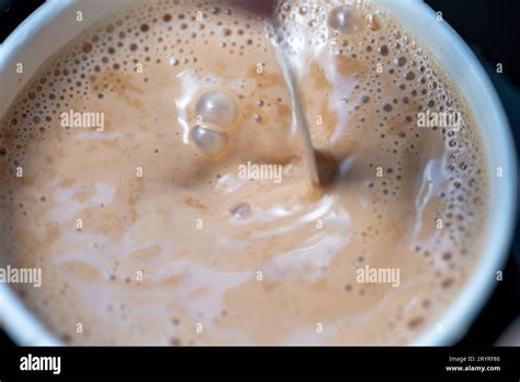 Pakistani chai recipe hi-res stock photography and images - Alamy