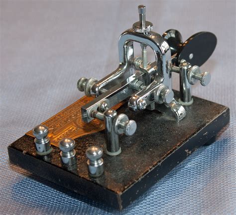 KD2UJ Telegraphy - Vibroplex Vibrokeyer