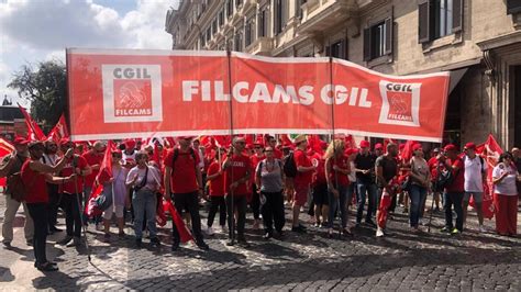 Roma Manifestazione Della Cgil Per Difendere La Sanità Pubblica Al