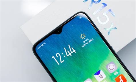 Oppo R15x體驗：配置性能升級 高顏值外觀更配年輕人 每日頭條