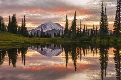 Mount Rainier Sunset Reflection | Tipsoo Lake, Mount Rainier National ...