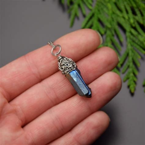 kwarc tytanowy aura wisiorek talizman amulet Wisiory Biżuteria w ArsNeo