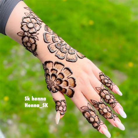 New Yorks Best Henna Artists For 2024 25 Weddings Pyaari Weddings