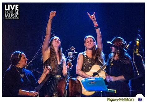 Shook Twins End Tour With Heartfelt Hometown Portland Performance