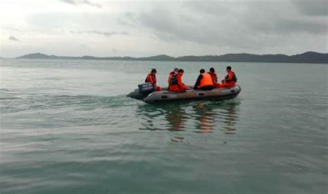 Nelayan Di Bangka Selatan Hilang Akibat Perahu Terbalik Dihantam Ombak