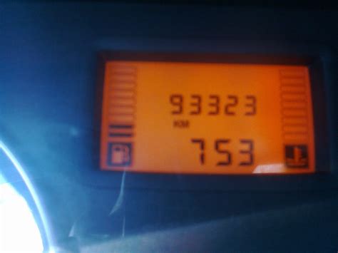 Замена свечей. — Renault Logan (1G), 1,6 л, 2007 года | расходники | DRIVE2