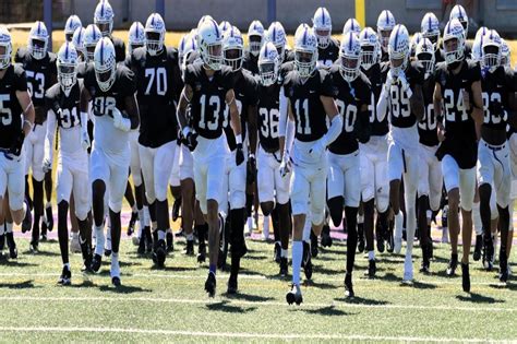 Cats Move To No 5 In 2024 Naia Football Gorout Top 25 Poll Bethel