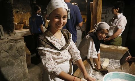 A Trentinara Sa Torna La Festa Del Pane E Della Civilt Contadina