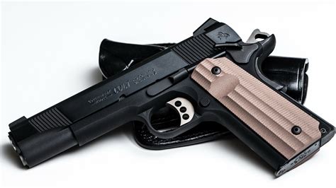 Stunning Colt 1911 Hd Wallpaper