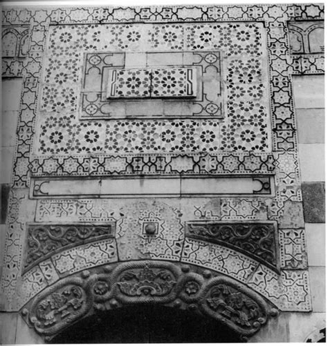 Damascus House | Interior art, Iranian art, Islamic architecture