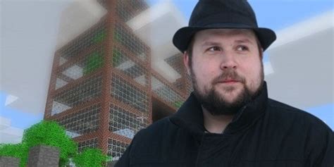 Markus Notch Persson el creador de Minecraft tampoco confía en