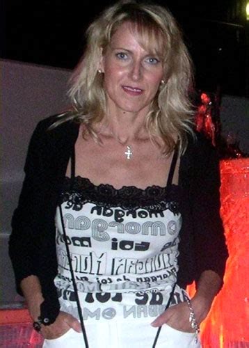 Belle Blonde Mature De 40 Ans Sur Colombes