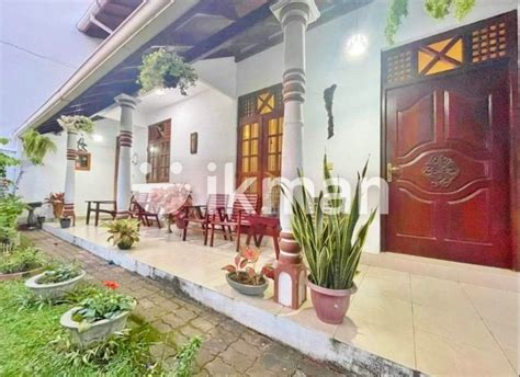 Two Storied Luxury House For Sale Dehiwala Ikman