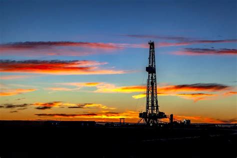 Il Petrolio In Basilicata Da Enrico Mattei Ai Giorni Nostri Itmatera