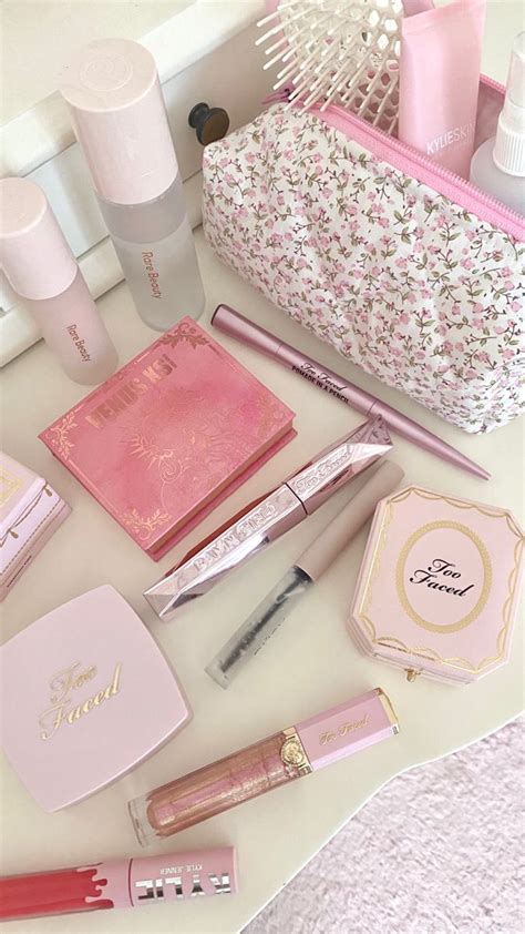 Pin By Qtlullaby On 8 Pink Eyeshadow Makeup Bag Fancy Makeup