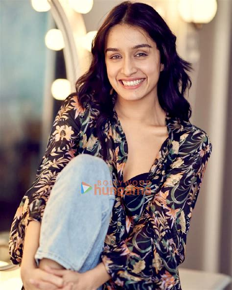 Shraddha Kapoor Photos Images Hd Wallpapers Shraddha Kapoor Hd