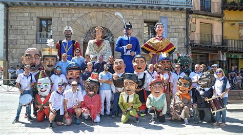 Calatayud Un Preg N Gigante Y Lleno De Cabezudos Calatayud Noticias