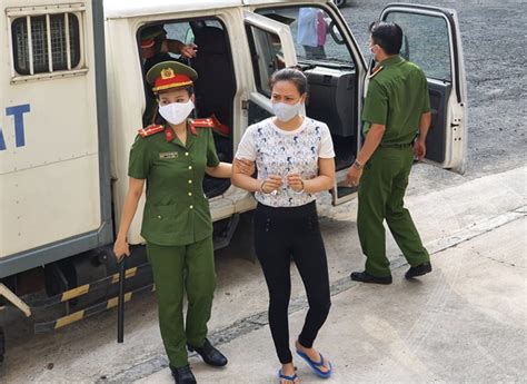 Tử hình Văn Kính Dương hot girl Ngọc Miu bị tuyên 16 năm tù trong vụ án sản xuất ma túy lớn