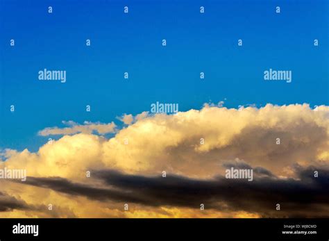 Blank blue sky Stock Photo - Alamy