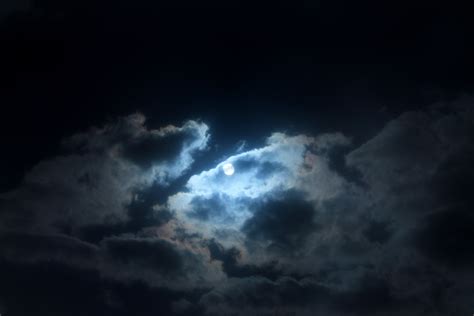 sky, Moon, Night, Clouds Wallpapers HD / Desktop and Mobile Backgrounds