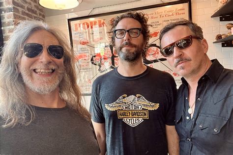 Pink Mountaintops And Others To Play Psychedelic Rock In Nanaimo
