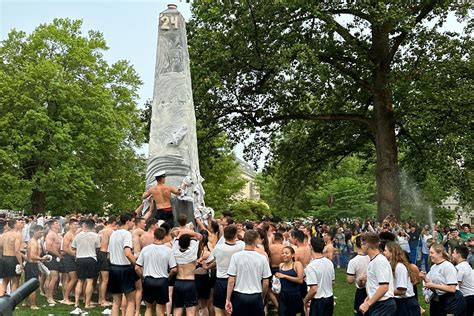 Plebes No More Naval Academy Students Complete Famed Herndon Climb