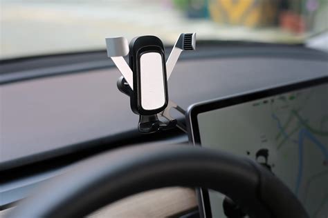 Tesheer Foldable Car Phone Mount Holder for Tesla Model 3/S/X/Y ...