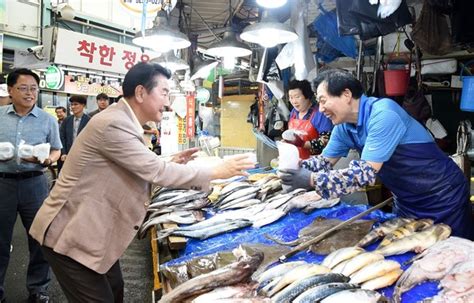 의정부시 상권활성화재단 의정부명지회 의정부전통시장 일원 폭염예방물품 나눔행사 진행