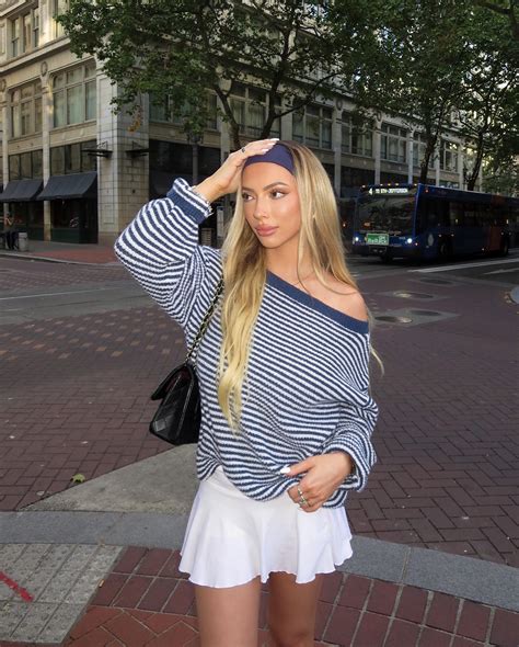 Jessica Sysak | My other half 💛💛 Follow our twin page @thesysaktwins