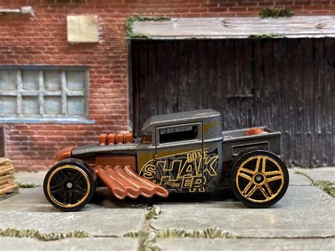 Loose Hot Wheels Bone Shaker Hot Rod Truck Satin Gray And Bown Etsy