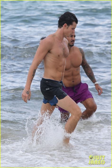 Shawn Mendes Takes A Dip During A Beach Day In Miami Photo