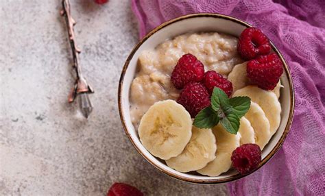 Avena Con Bebida De Almendras Pl Tano Y Frambuesas Calor As Fitia