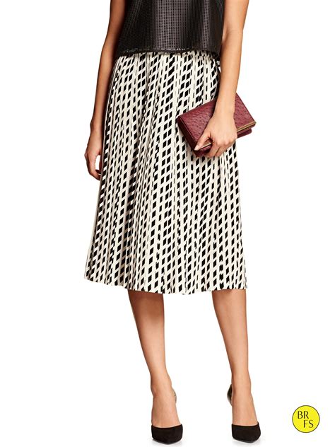 Factory Pleat Midi Skirt Banana Republic