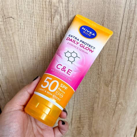 Jual NIVEA SUN Extra Protect Daily Glow Essence Serum SPF50 180ml