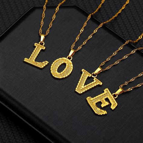 Collier Avec Lettres Majuscules Initiales Pour Femmes En Acier