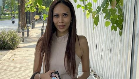 Yo Thai Top Model Seduced Into Her First Porn Vr Porn Video Vrporn