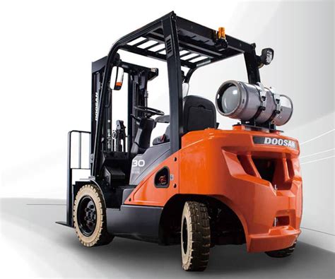 Doosan G N Ic Pneumatic Forklift Westerra Equipment