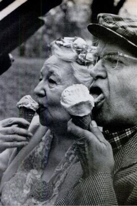 35 Photos Of Cute Old Couples In Love