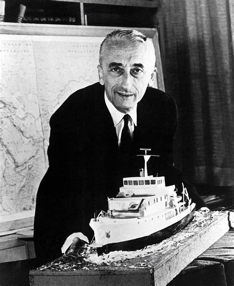 Jacques Cousteau Pas De Merde