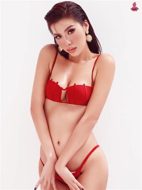 Đỏ Mắt Với Bộ Ảnh Nude Táo Bạo Của Siêu Mẫu Minh Tú DopaGirls Chia Sẻ ảnh gái sexy xinh