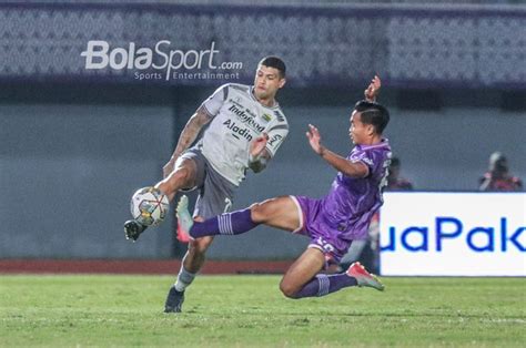 Kabar Baik Datang Dari Persib Bojan Hodak Pastikan Ciro Alves Dan Dedi