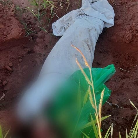 Homem Encontrado Morto Na Beira De Estrada Era Paraguaio E Tinha 30