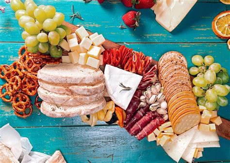 Pinot Noir Food Pairing Guide. Appetizers, Entrées, Desserts