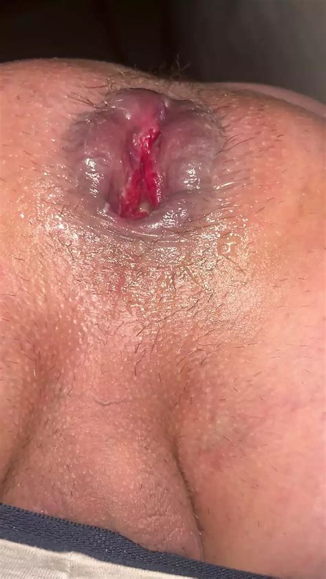 Saya Meletakkan Dildo Dalam Pantat Saya Dan Membuka Pintu XHamster