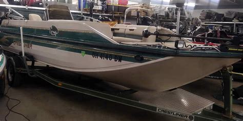 1999 Crestliner 2000 Rampage Johnson 115 2 Stroke Vics Boats Home